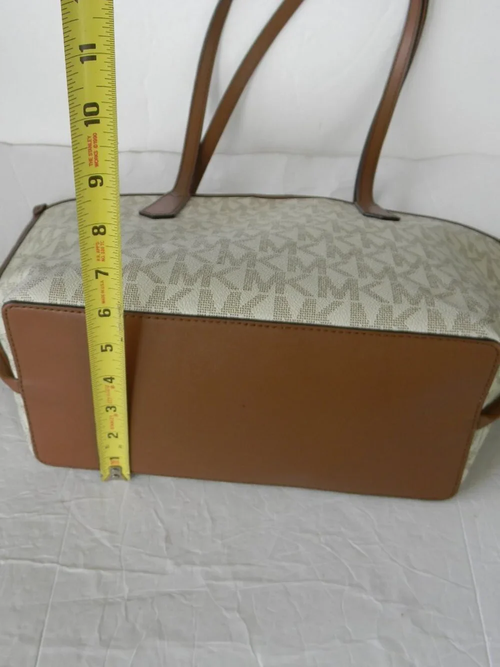 Michael Kors Jane LG VANILLA IVORY/TAN SIGNATURE LOGO MK CANVAS/LEATHER TOTE